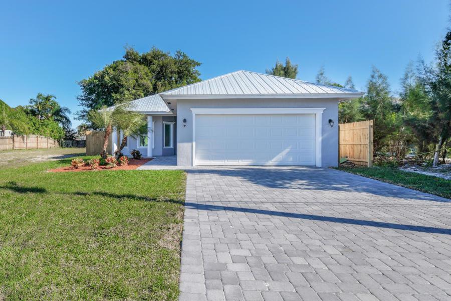 17710 Carver Avenue - Photo 1 17710 Carver Avenue - Photo 1