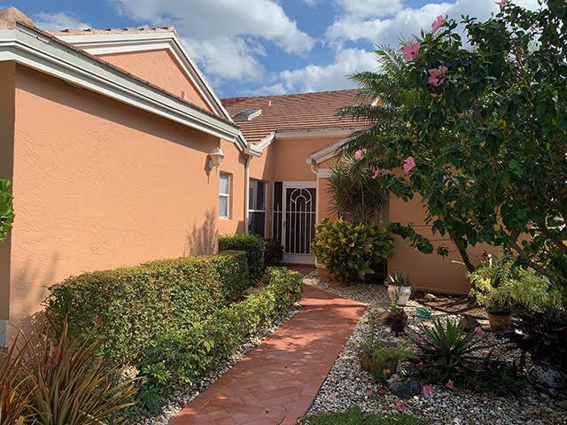 5779 Royal Lake Circle - Photo 1