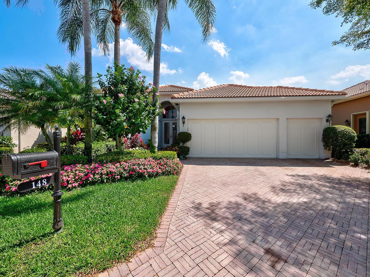 148 Banyan Isle Drive - Photo 1