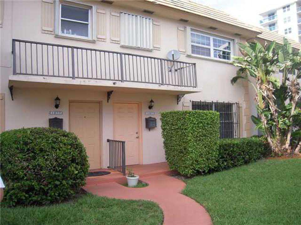 1881 Treasure Drive - Photo 1