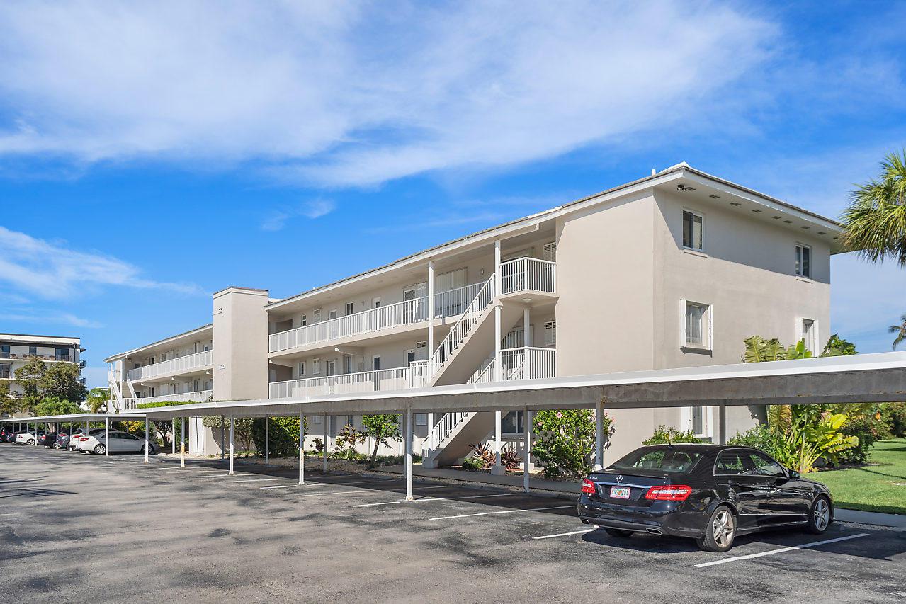 2730 Banyan Road - Photo 1