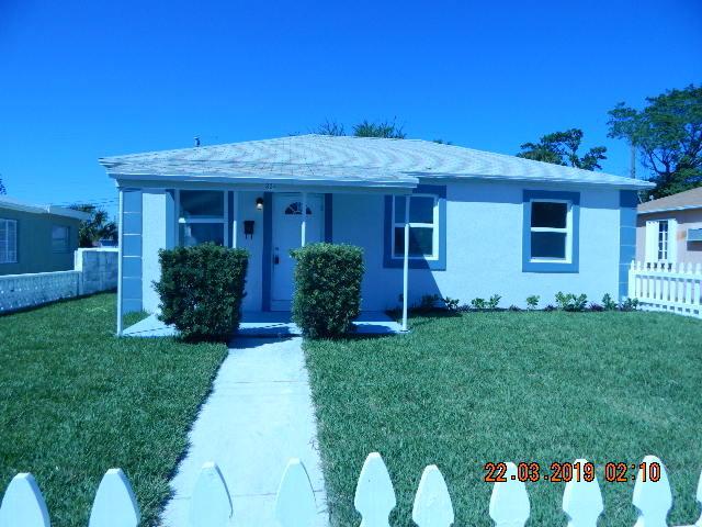 824 4th Street - Photo 1