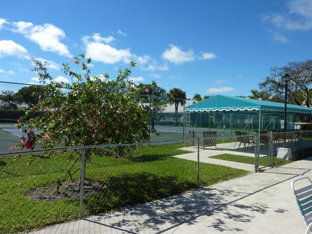 5260 Nw 2nd Ave Avenue - Photo 1