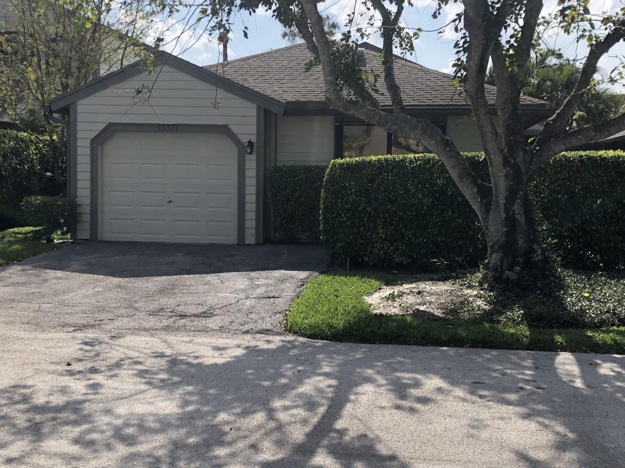 13371 Bedford Mews Court - Photo 1