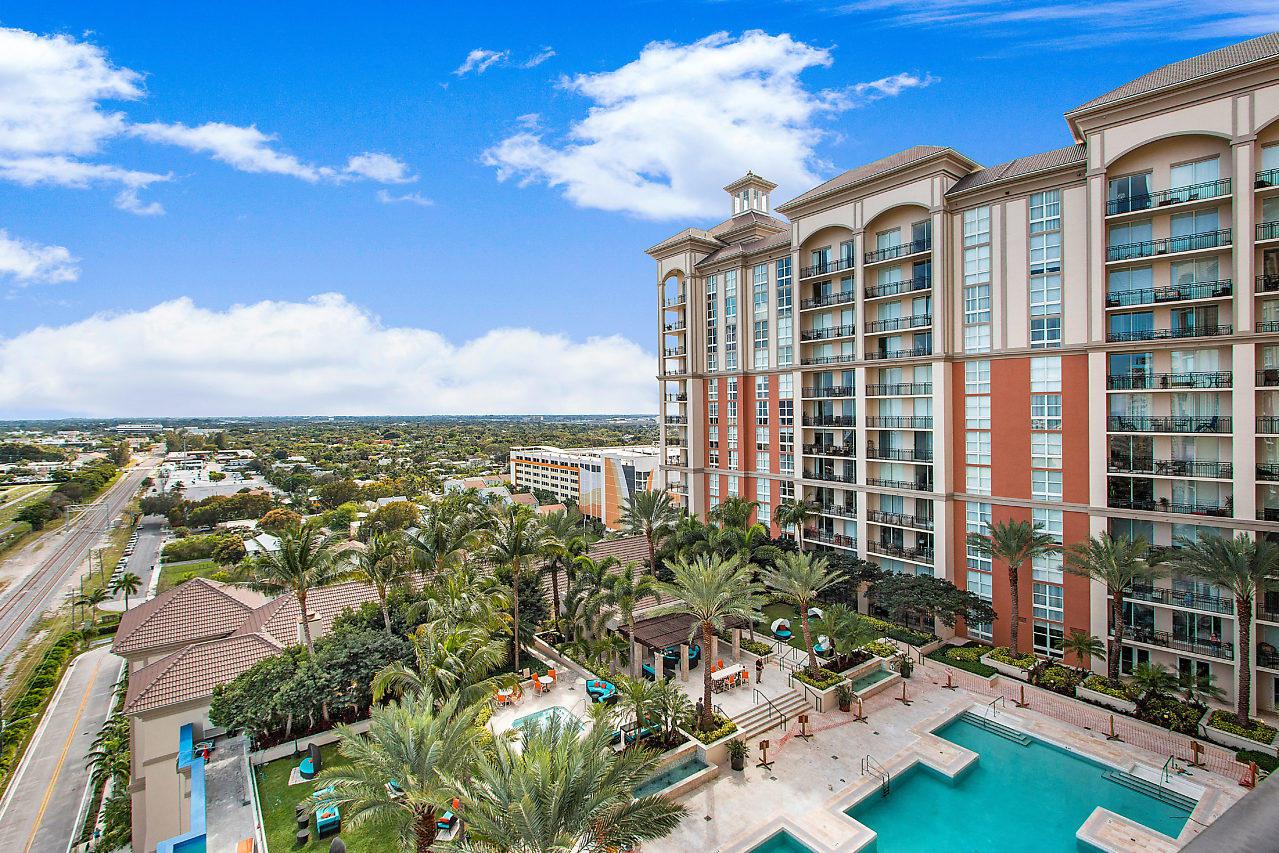 550 Okeechobee Boulevard - Photo 1
