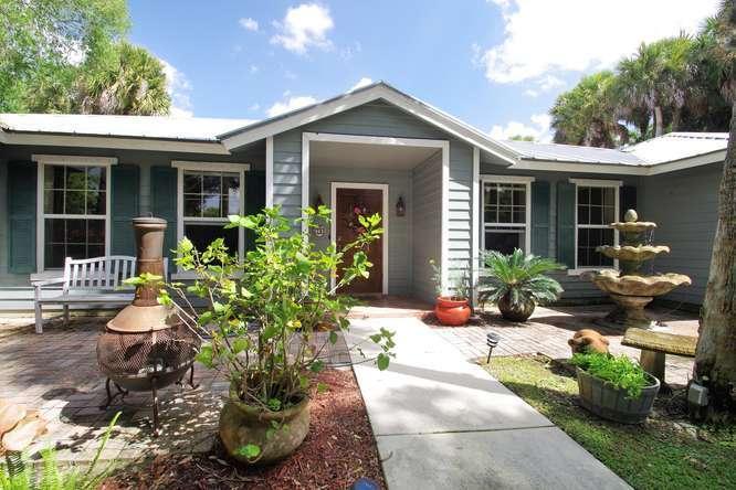 70 Whispering Oak Trail - Photo 1