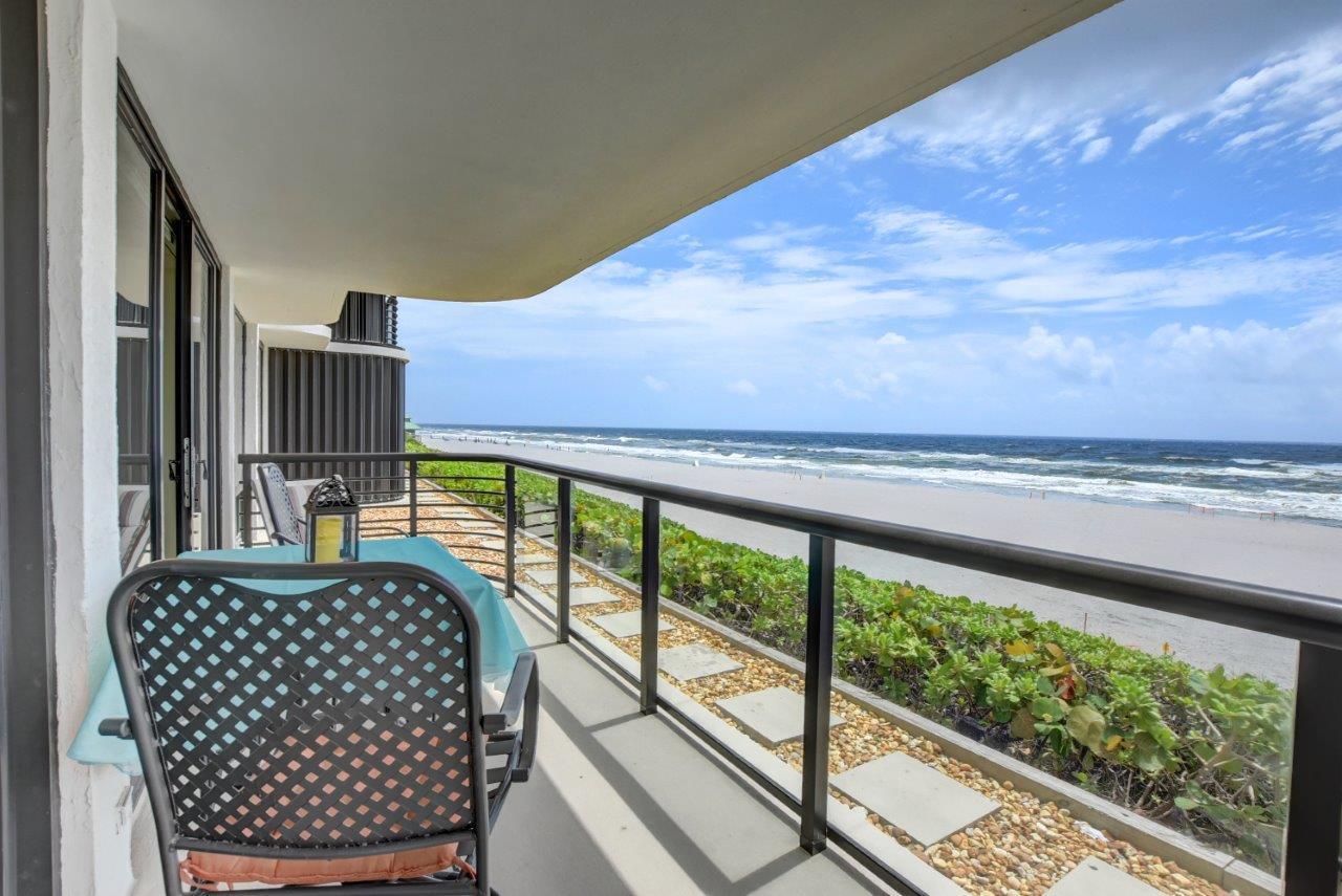 250 Ocean Boulevard - Photo 1
