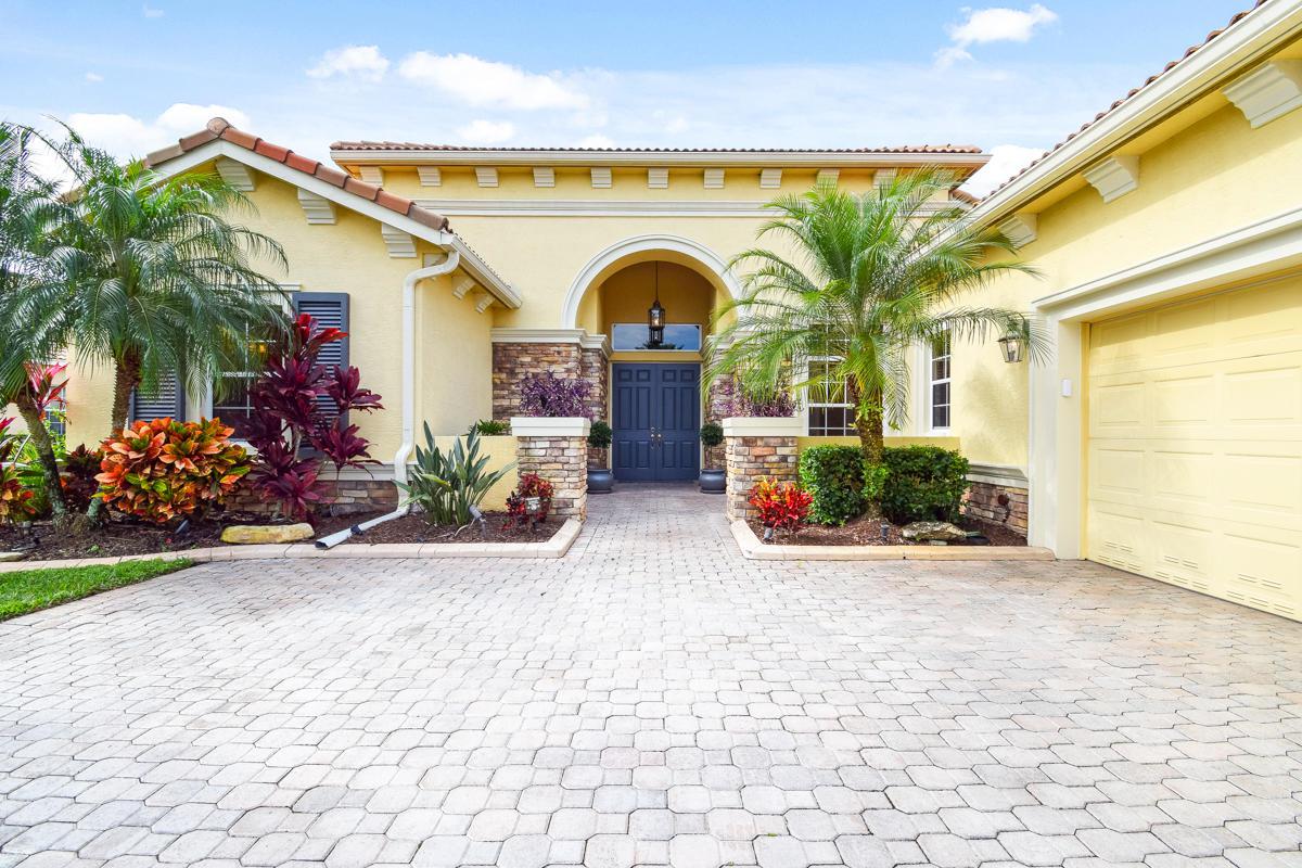 10025 Nuova Way - Photo 1