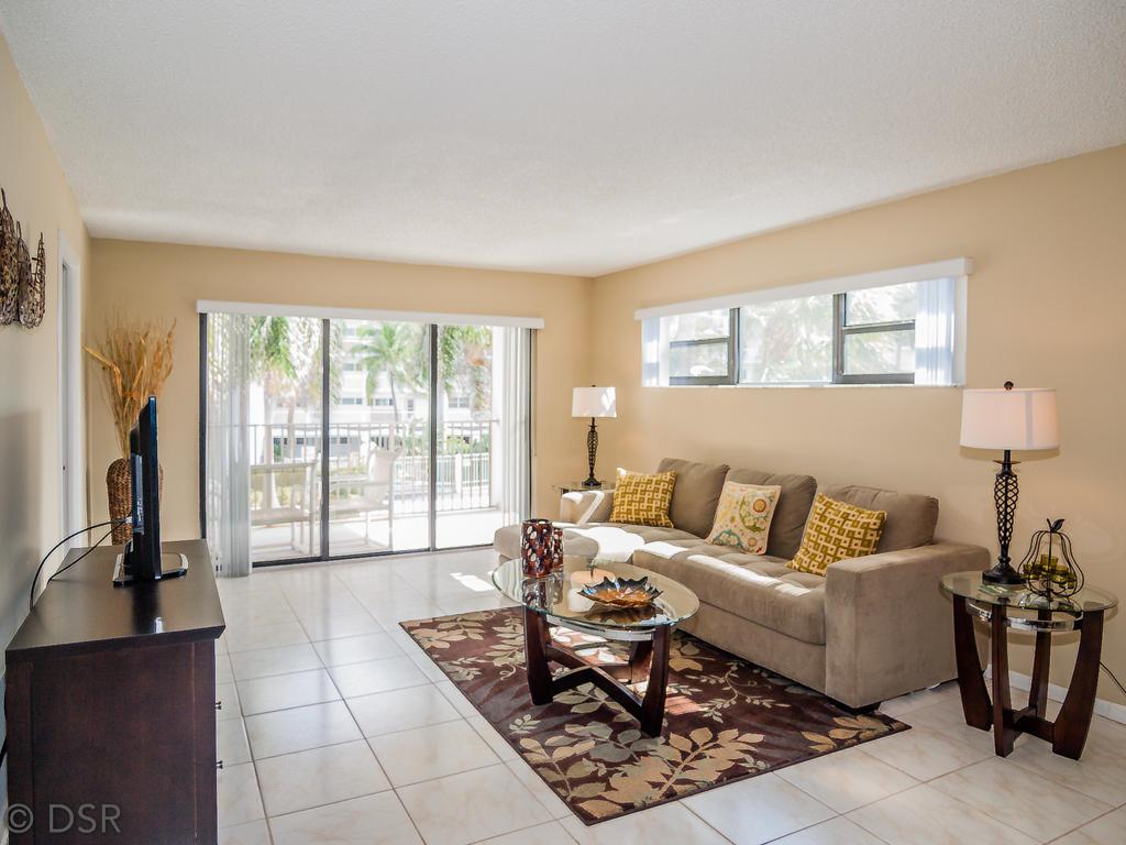 445 21st Avenue - Photo 1