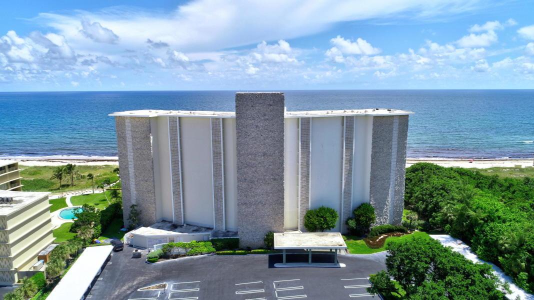 1225 Ocean Boulevard - Photo 1