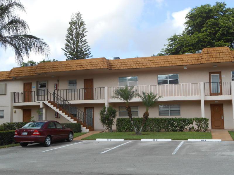 20 Abbey Lane - Photo 1