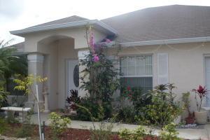 150 Thornhill Drive - Photo 1