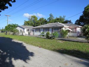 11 13th Avenue - Photo 1