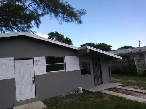 1925 27th Street - Photo 1