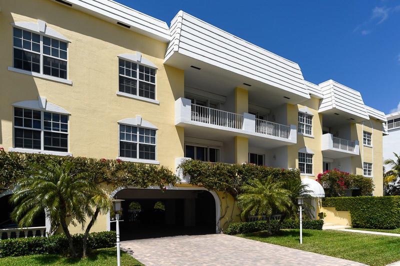127 Peruvian Avenue - Photo 1