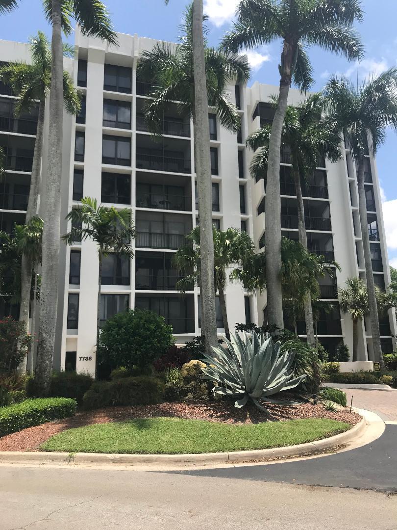 7738 Lakeside Boulevard - Photo 1