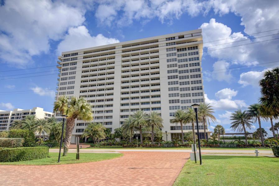 2000 Ocean Boulevard - Photo 1