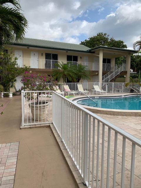 1907 2nd Street - Photo 1