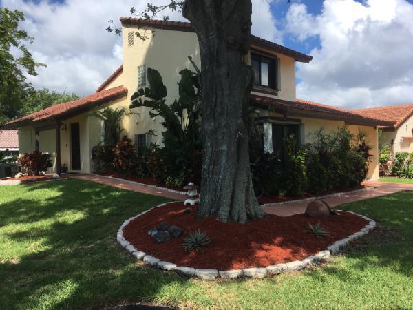 2810 Sand Pine Court - Photo 1