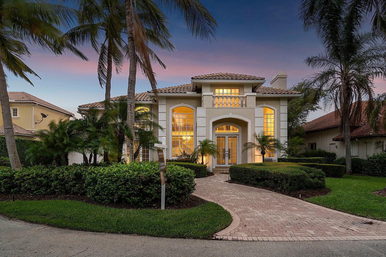 968 Banyan Dr. - Photo 1