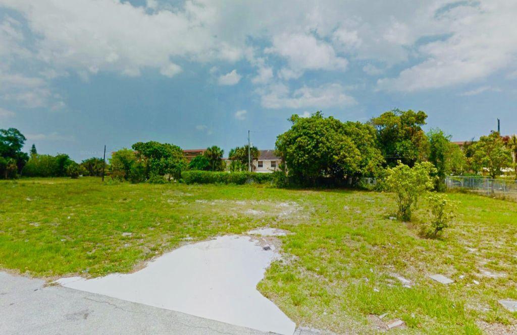 2621 Frederick Boulevard - Photo 1
