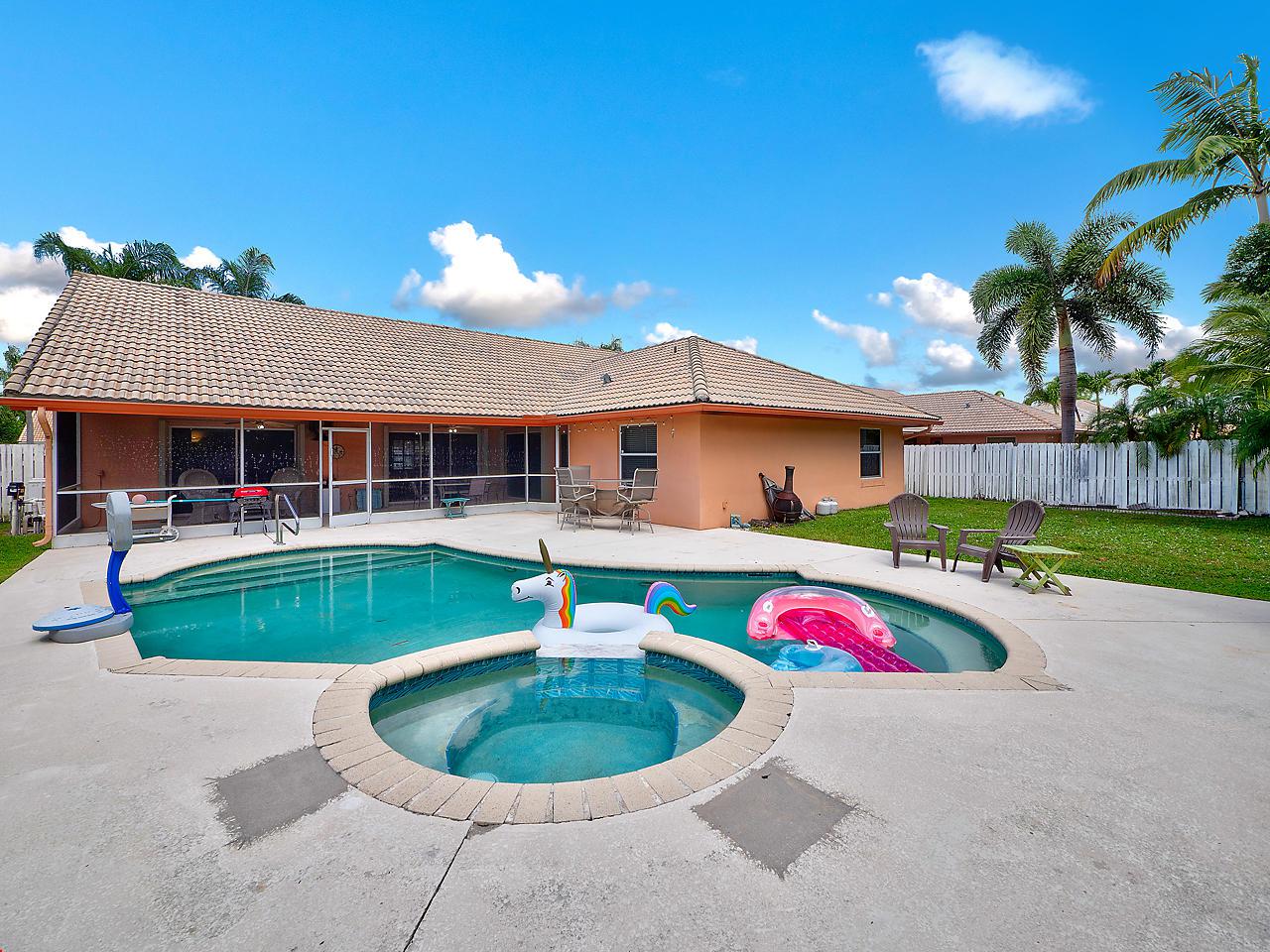 6682 Blue Bay Circle - Photo 1