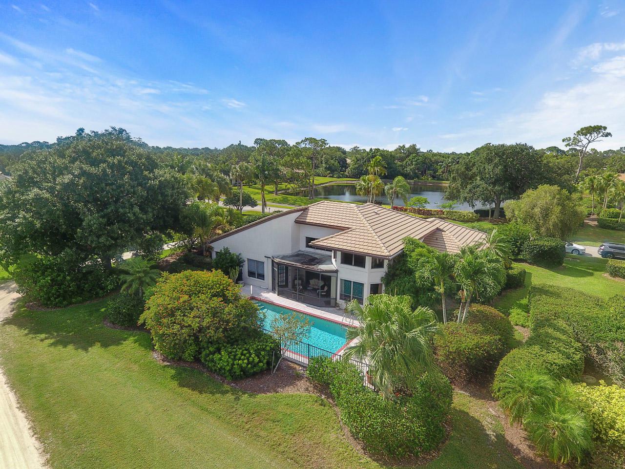 4961 Parkgate Boulevard - Photo 1