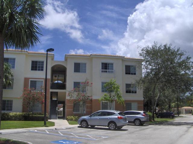 4307 Myrtlewood Circle - Photo 1