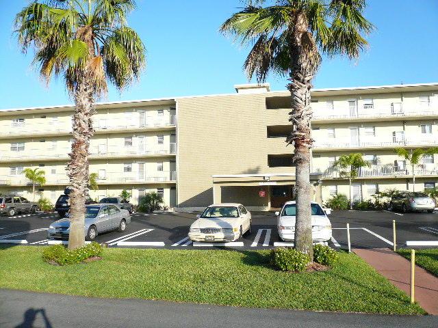 2520 1st Court - Photo 1