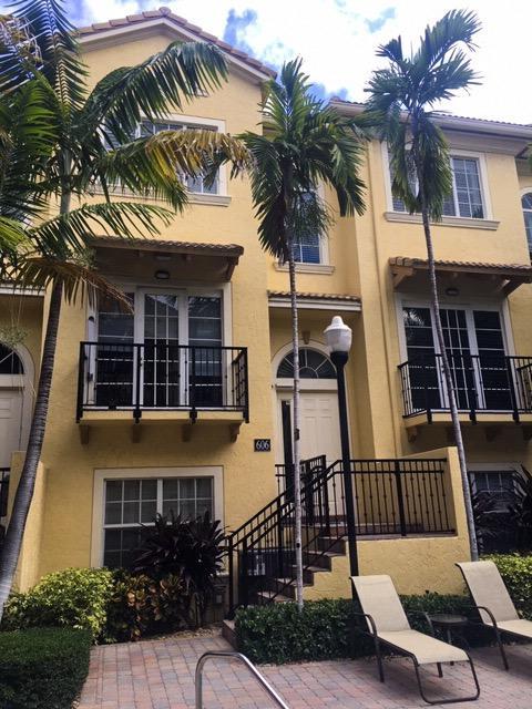 606 Renaissance Way - Photo 1