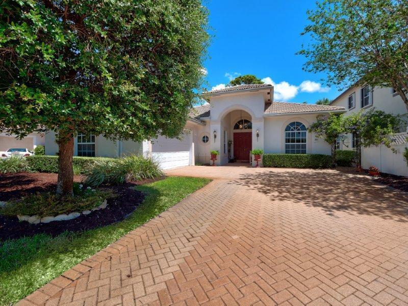 445 Pine Tree Court - Photo 1