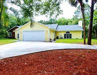 4754 61st Circle - Photo 1