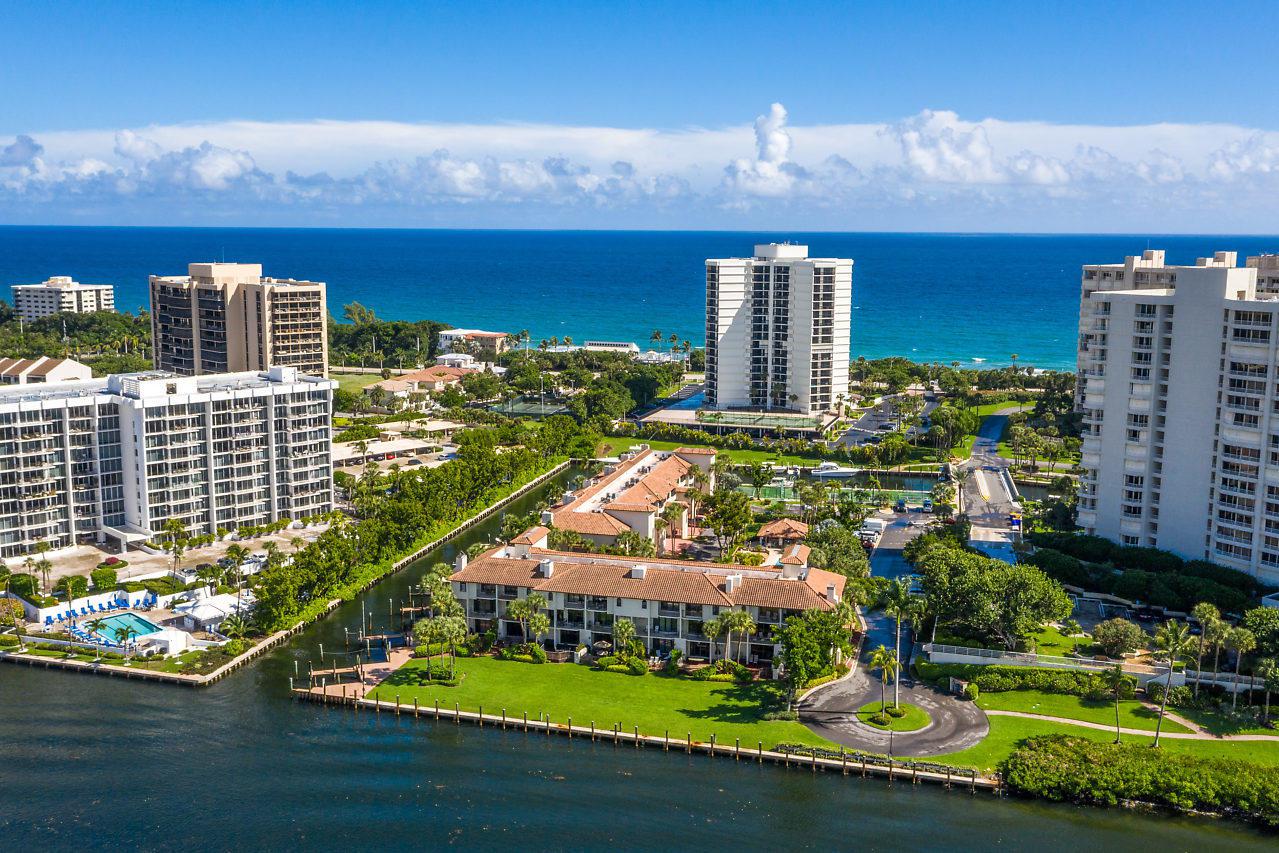 4401 Ocean Boulevard - Photo 1