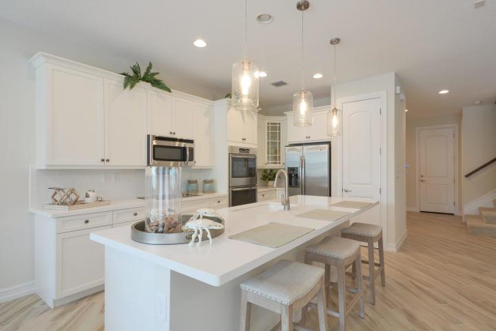 100 69th Circle - Photo 1