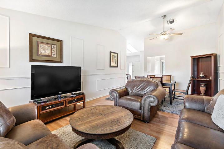 13135 Chadwick Court - Photo 1