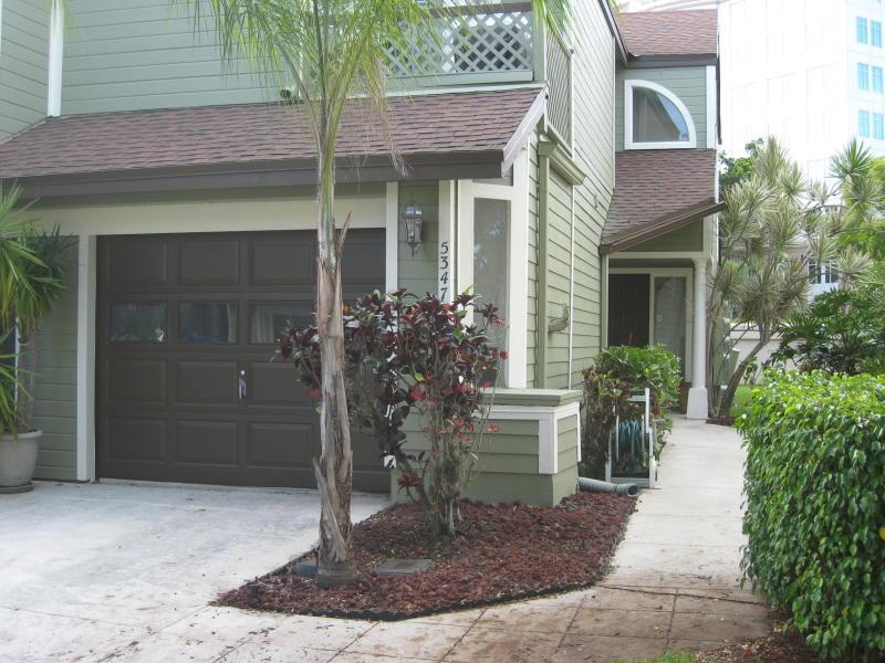 5347 Buckhead Circle - Photo 1