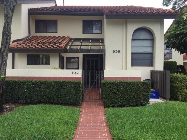 10223 Circle Lake Drive - Photo 1