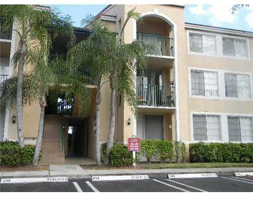 1749 Village Boulevard - Photo 1 1749 Village Boulevard - Photo 1