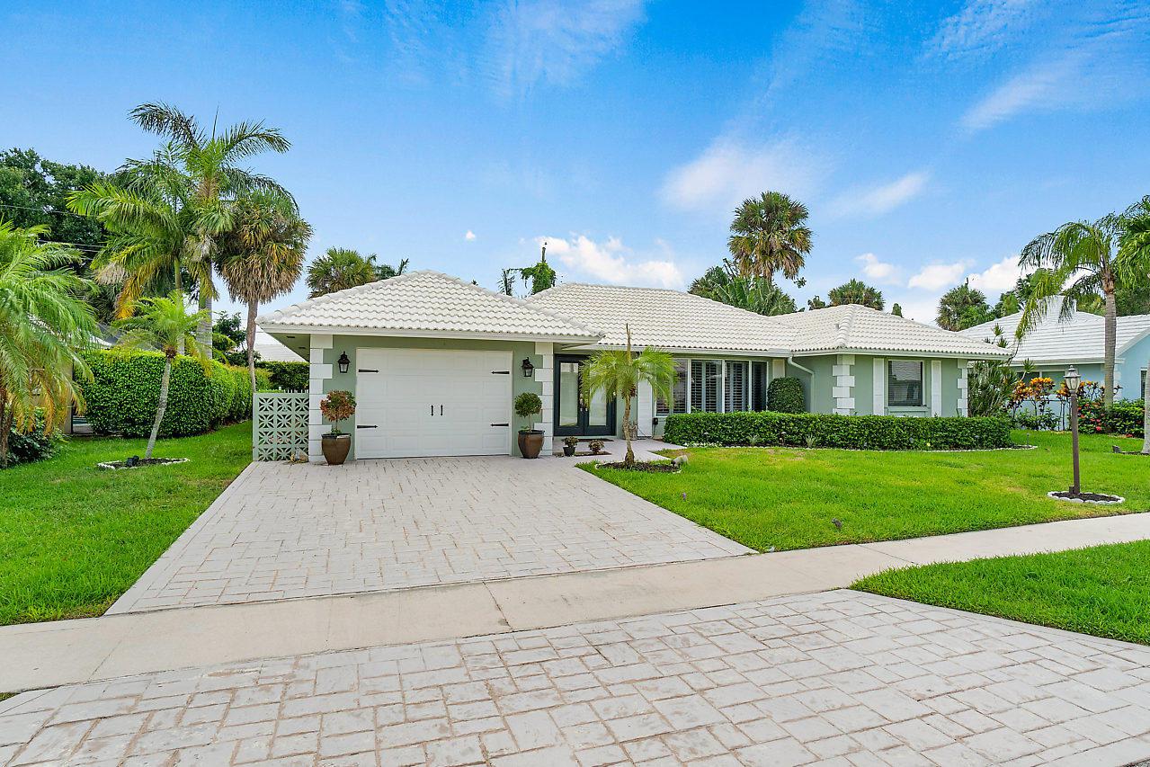 1060 Pepperridge Terrace - Photo 1