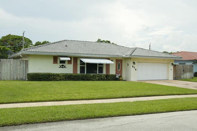 575 13th Avenue - Photo 1