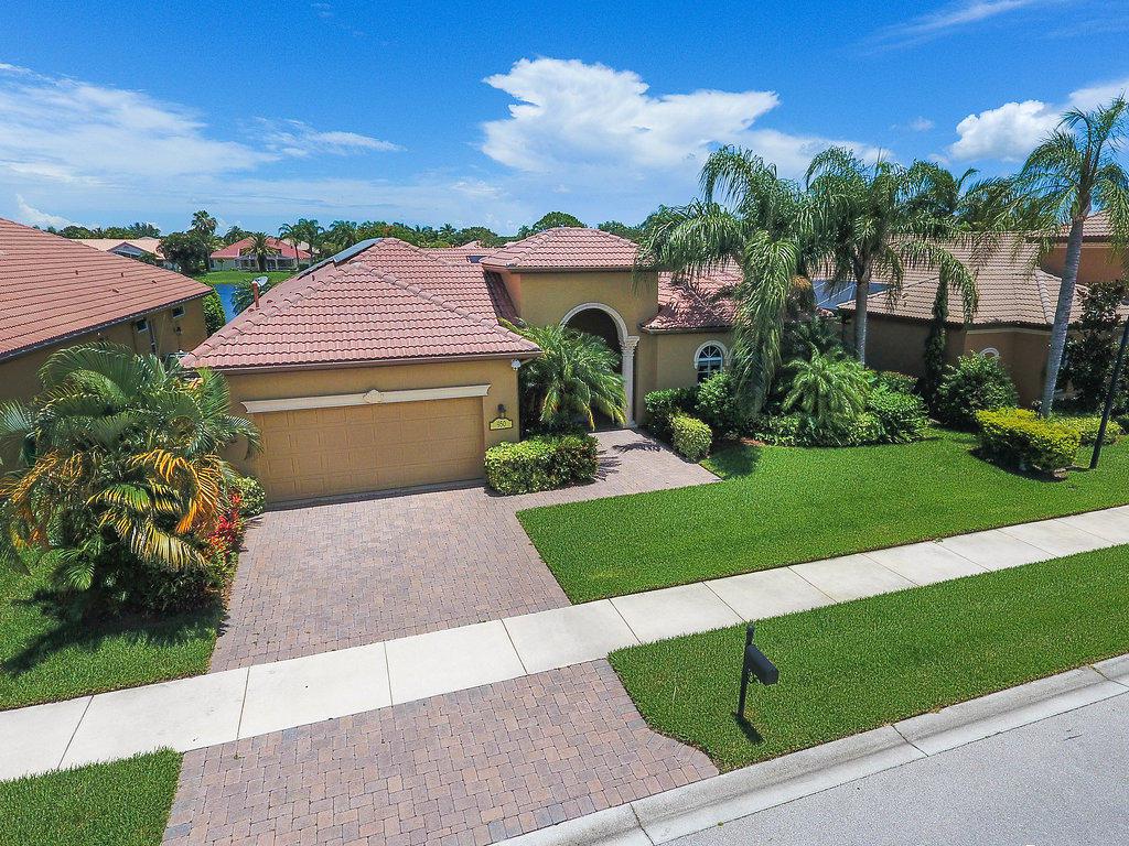 950 Grand Reserves Boulevard - Photo 1