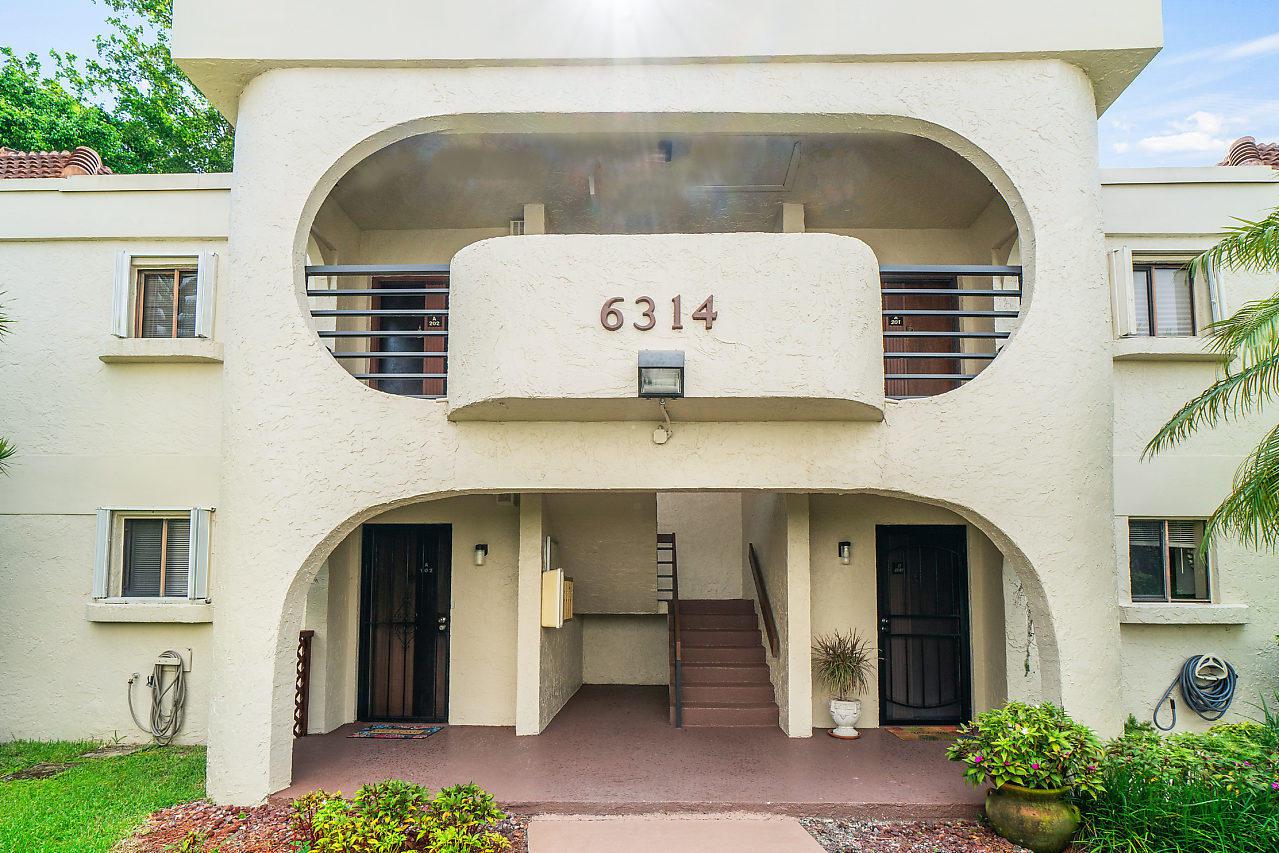 6314 Longboat Lane - Photo 1