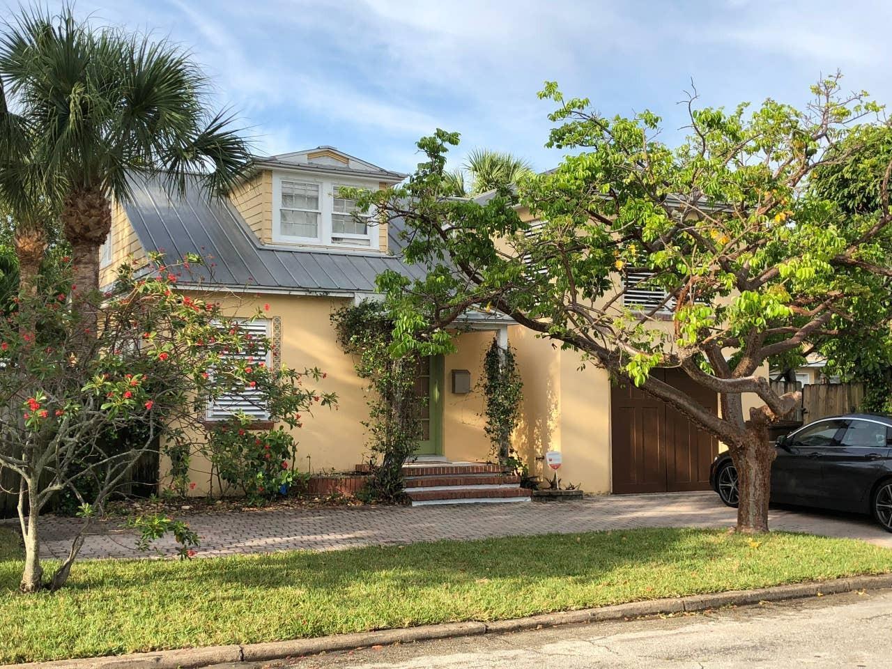 406 43rd Street - Photo 1