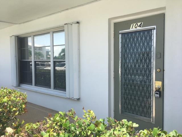 104 Wellington C - Photo 1