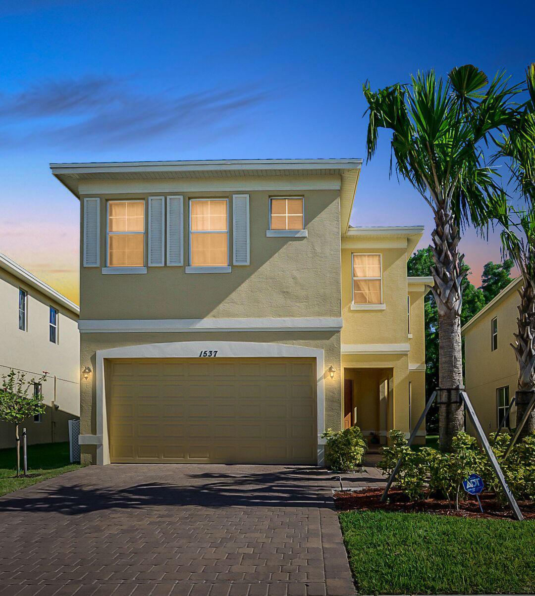 1537 Cataluna Circle - Photo 1