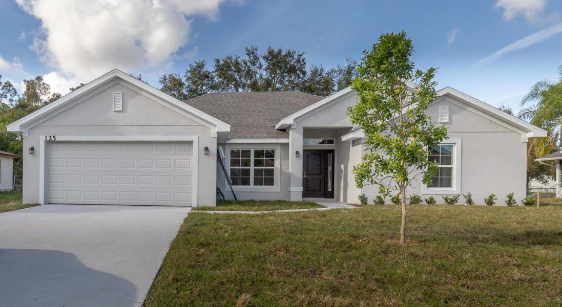 1049 Shakespeare Avenue - Photo 1