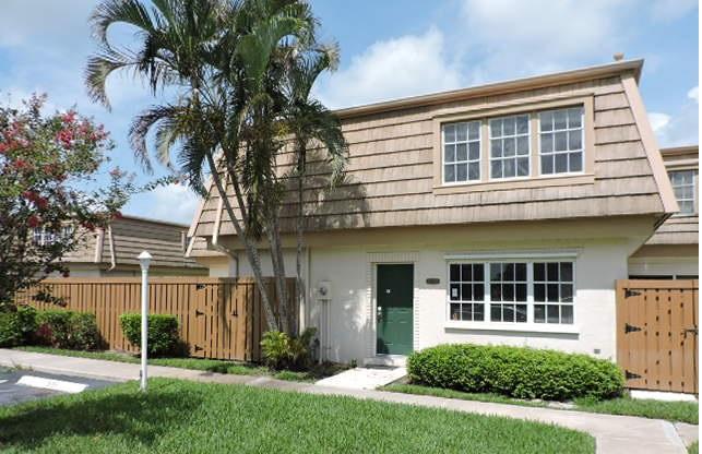 11697 Ficus Street - Photo 1