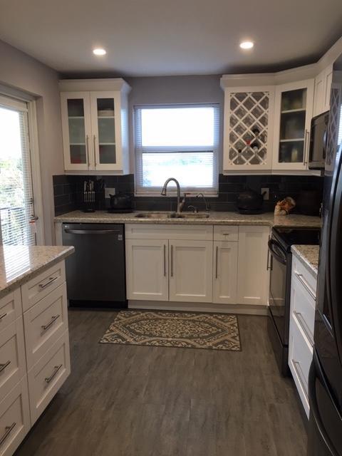 1200 Hibiscus Avenue - Photo 1