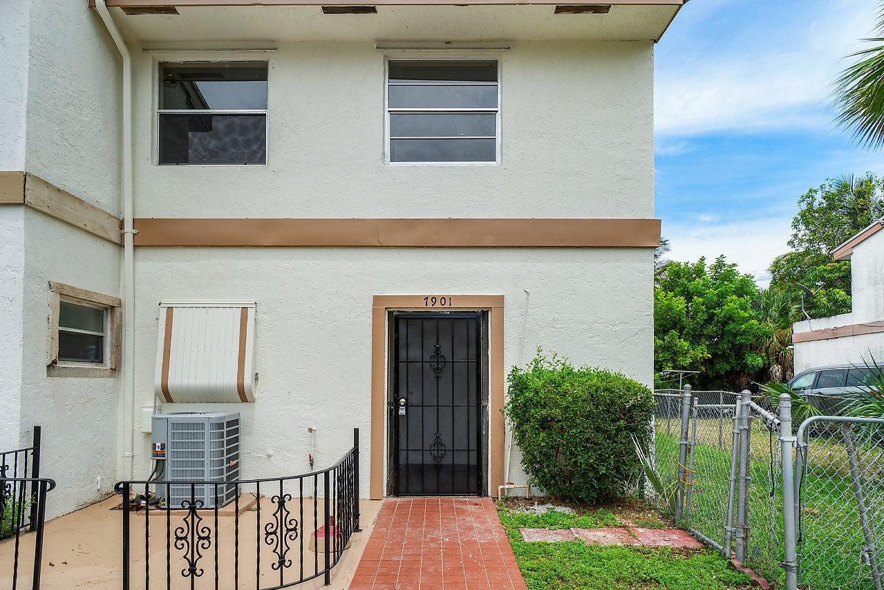 7901 9 Street - Photo 1 7901 9 Street - Photo 1