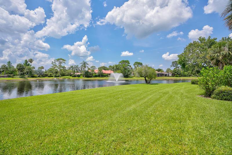 4680 Parkgate Boulevard - Photo 1